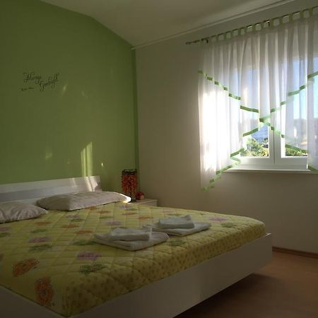 Apartments Kukuruzovic Vrh  エクステリア 写真